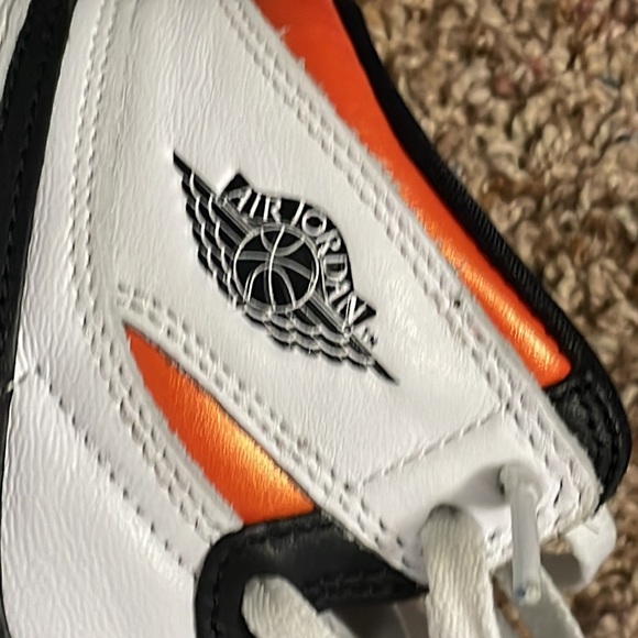 Jordan 1 Electric Orange High GS - Picture 6 of 8